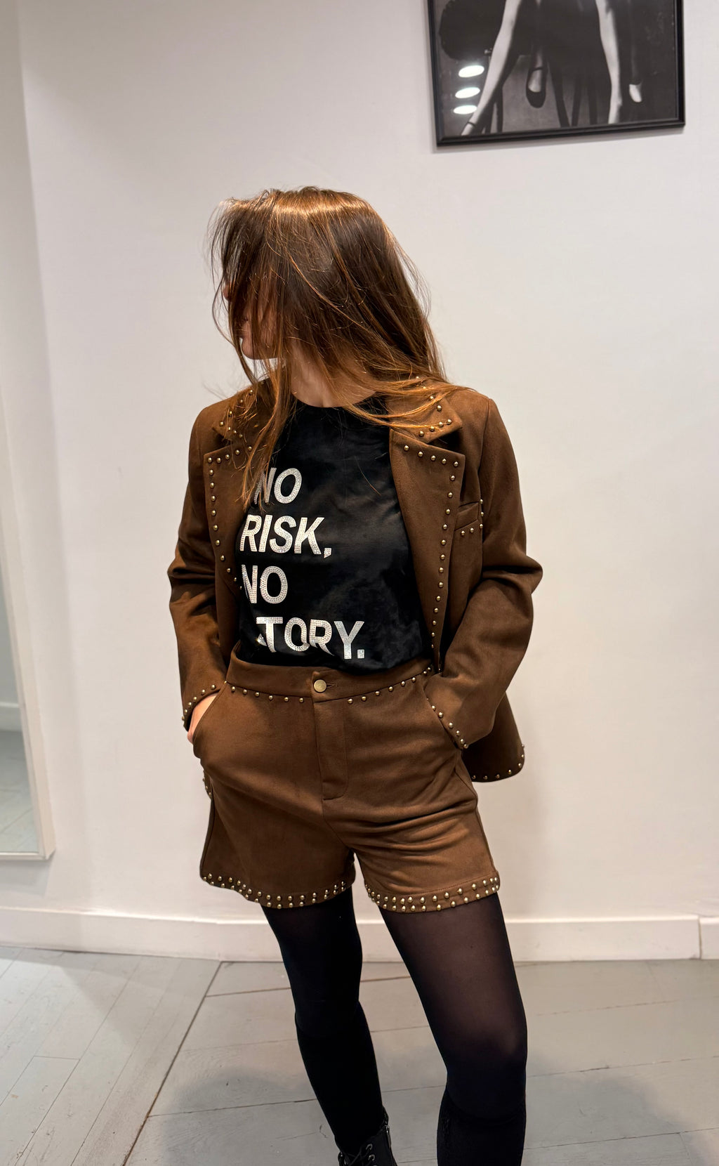 Short en suédine clouté